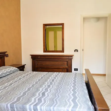 7 Posti Nel Cuore Dell'area Pedonale Con Parcheggio * Μπιμπιόνε