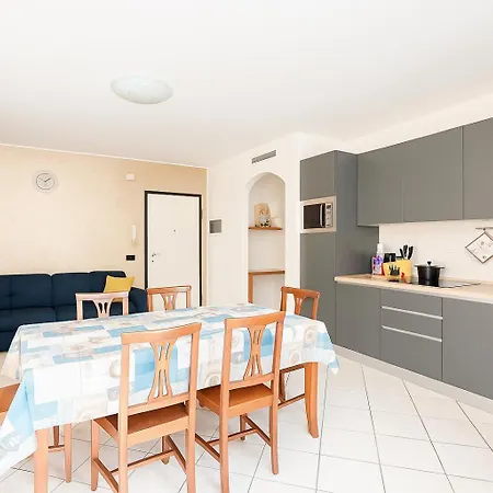 7 Posti Nel Cuore Dell'area Pedonale Con Parcheggio * بيبيوني