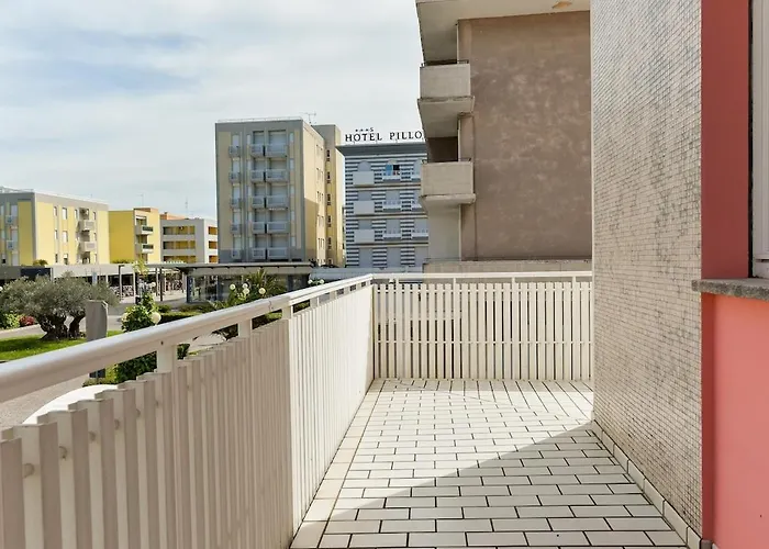 7 Posti Nel Cuore Dell'area Pedonale Con Parcheggio *