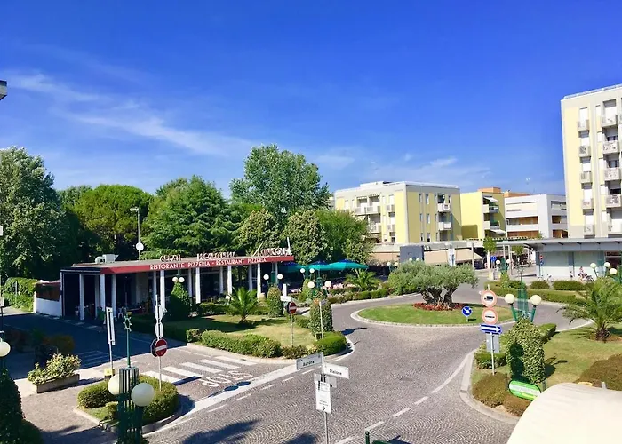 7 Posti Nel Cuore Dell'area Pedonale Con Parcheggio بيبيوني