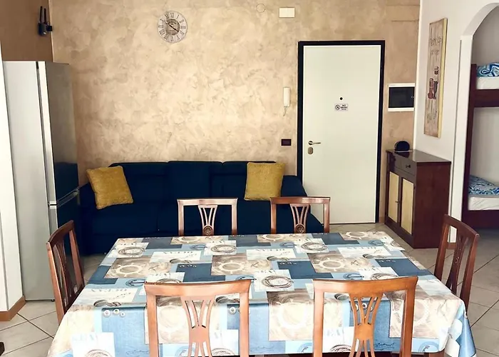 7 Posti Nel Cuore Dell'area Pedonale Con Parcheggio